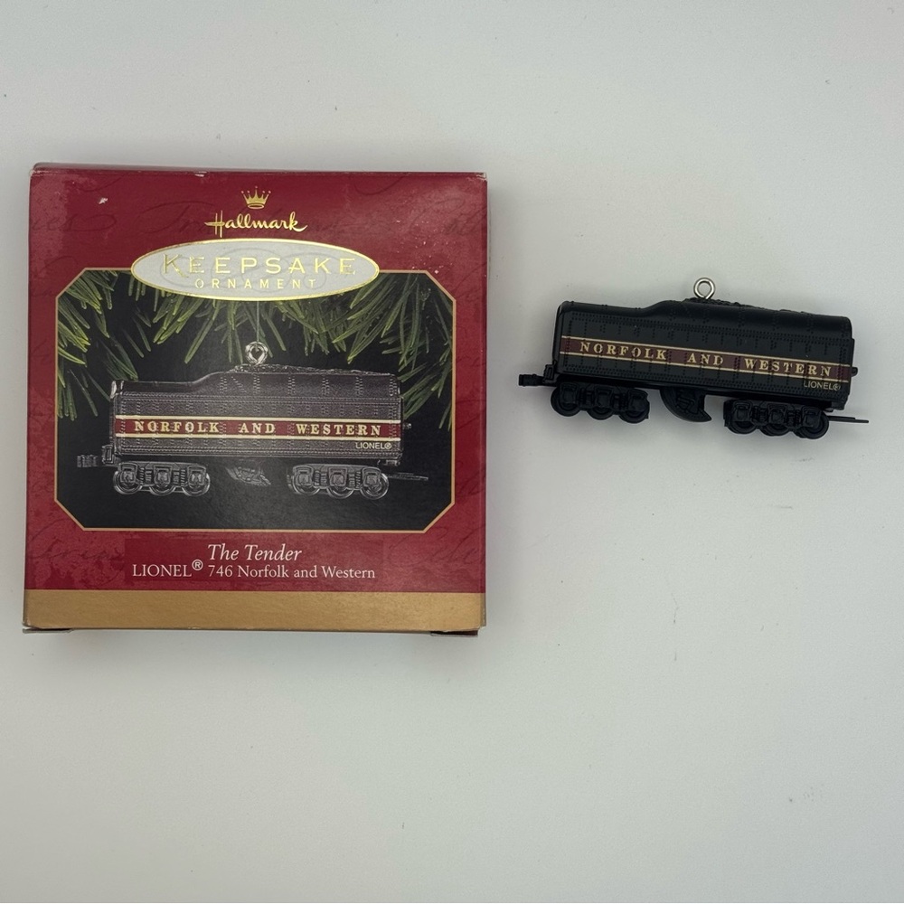 Hallmark Keepsake Ornament 1999 The Tender Lionel 746 Norfolk & Western